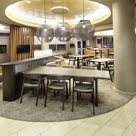 Springhill Suites By Marriott Chicago Waukegan/Gurnee Ngoại thất bức ảnh